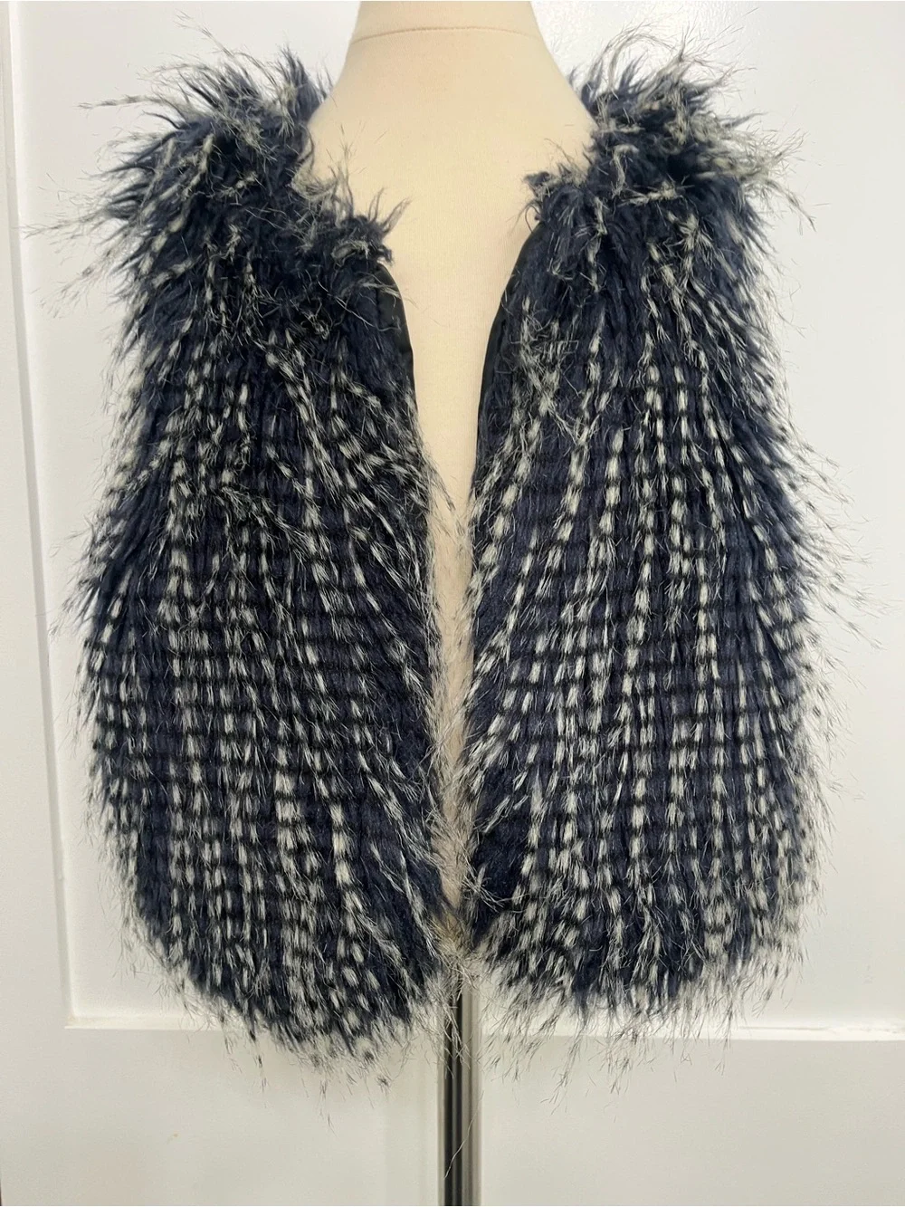 Xhilaration Faux Fur Navy and White Textured Vest